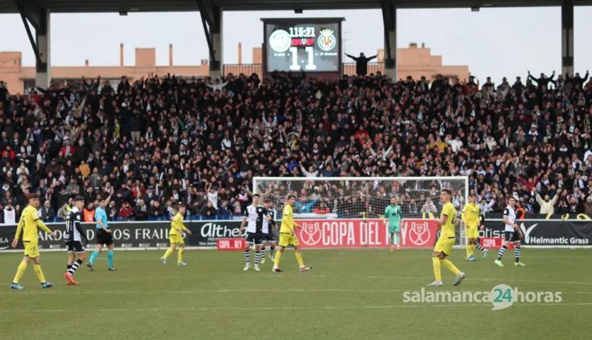 Prórroga del partido de Copa del Rey entre Unionistas y el Villarreal