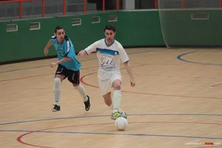 El Confiterías Gil golea al Sani 2000
