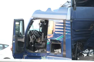 Accidente de dos camiones en La Orbada