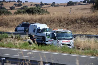 Vuelca un vehículo en la A-66 entre Nava y Fuentes de Béjar