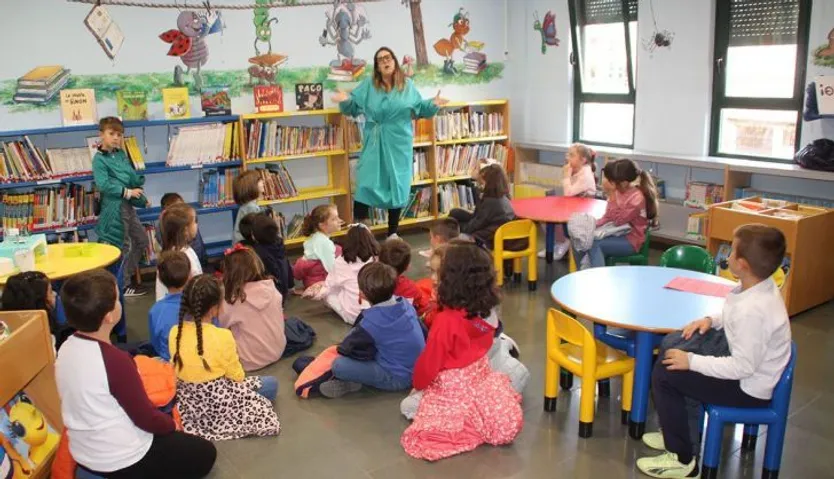 Visitas teatralizadas Biblioteca Carbajosa 1