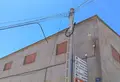 Cables colgando tras el robo del tendido del teléfono en Rollán. Imagen Ayto Rollán.