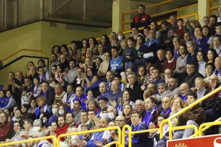 Perfumerías Avenida - Sopron Basket