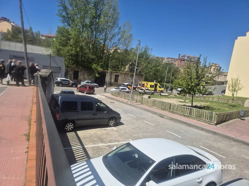 Atropellan a un varón eb Béjar con la presencia de la Policía Nacional y una ambulancia del SACYL