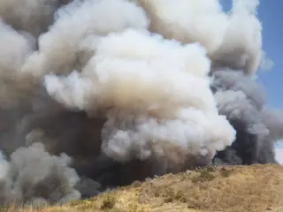 Incendio En La Tejeda, Hermisende En Zamora. Foto @Atbrif