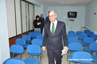 Presentación de Miguel Angel Perez como candidato PP a la Alcaldía de Villares de la Reina (9)