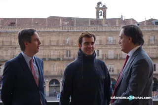 El alcalde recibe a Santolino en el Ayuntamiento (22)