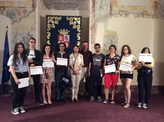 Educación recibe a los alumnos del Instituto Politécnico que viajarán al Parlamento Europeo