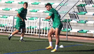 Kike López, en un entrenamiento con el Guijuelo | FOTO CD Guijuelo