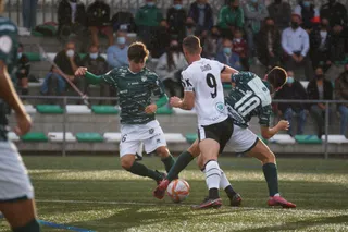 Ferreras y Cristóbal, en una acción ante el Salamanca CF UDS / FOTO SALAMANCA24HORAS.COM