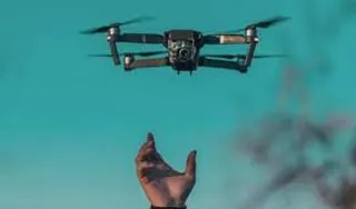 Drones. EP