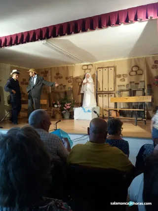 Pereña fiestas teatro (2)