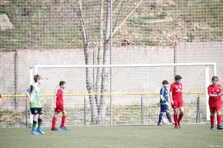 Futbol base alevin Cristo Rey vs Hergar D (8)