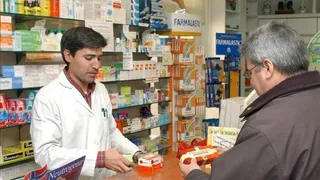 Sanidad y Concyl acuerdan el desarrollo del modelo farmacéutico en Castilla y León