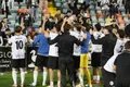 Los de Muniain celebrando la victoria en el partido del pasado sábado contra la UD San Sebastián de los Reyes