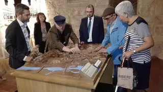 Salamanca inaugura la maqueta tiflológica de la ciudad