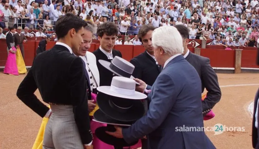 Clase magistral taurina por San Juan de Sahagún en Salamanca: imágenes del festejo