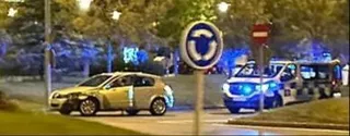 Choca su vehículo contra otro coche aparcado y da positivo en alcohol y drogas en la Avenida Portugal