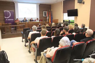 Conferencia 'Nuevos acuerdos para la España que somos' (6)