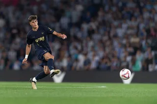 Pica golpea un balón en Anoeta | FOTO DEPORTIVO ALAVÉS