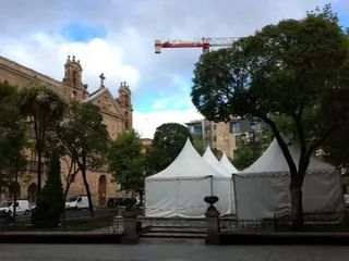 Ciudadanos del Patrimonio pide explicaciones por el uso comercial de la Plaza de los Bandos