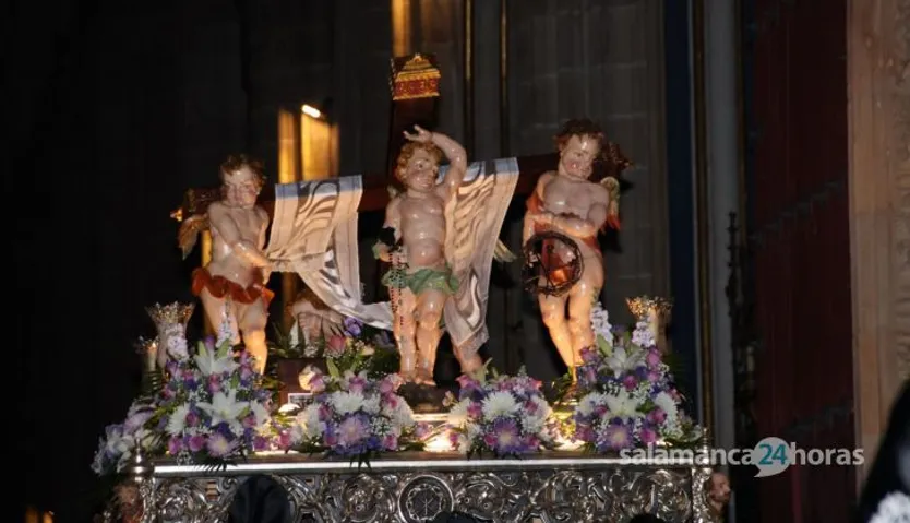 Salida de la Virgen de la Soledad