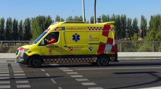 Ambulancia y ambulancias en el hospital de Salamanca. CAUSA. S24H.