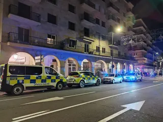 Policía Local de noche en Salamanca. Foto de archivo