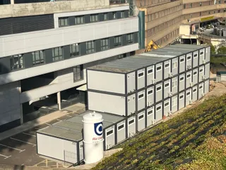 Módulos provesionales para vestuarios en el Hospital de Salamanca
