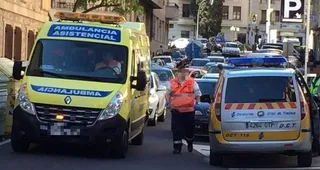 Herida una motorista en una caída en el paseo de Carmelitas