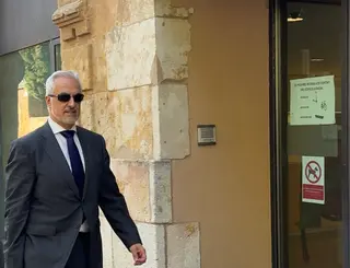 Llegada de Alejandro Pérez de la Sota a los juzgados | Salamanca24horas