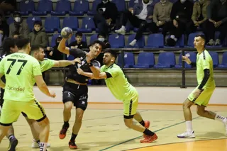 Imagen del BM Salamanca – CB Santoña | FOTO SALAMANCA24HORAS.COM