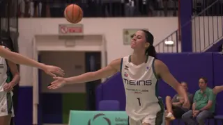 Soriano se lamenta en el duelo ante Estepona FOTO CB AVENIDA