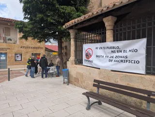Los vecinos de Castellanos de Villiquera se movilizan ante el "silencio administrativo" por la planta de biogás