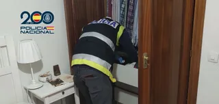 La Policía Nacional detiene a 35 personas por almacenar e intercambiar pornografía infantil