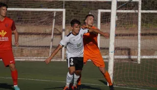 Fran Santos, en el derbi ante el Santa Marta / FOTO SALAMANCA24HORAS.COM