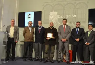 La Salina acoge una muestra de caricaturas de Miguel de Unamuno