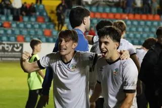 Los jugadores del Salamanca CF UDS celebran su victoria ante el Sanse.