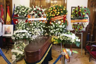 Capilla ardiente en la Subdelegacion del Gobierno a Encarnación Pérez