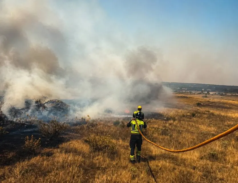 Incendio Forestal En Gejuelo Del Barro. Bomberos Ledesma