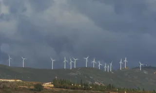 Aerogeneradores en un parque eólico del Bierzo. ICAL