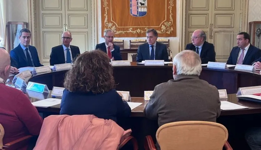 Reunión de la plataforma en defensa de las conexiones ferroviarias
