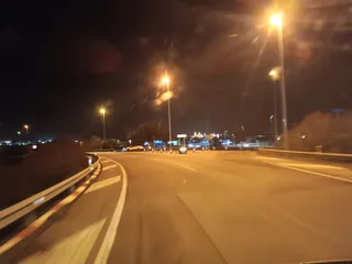 Accidente en la rotonda de E. Leclerc entre tres turismos