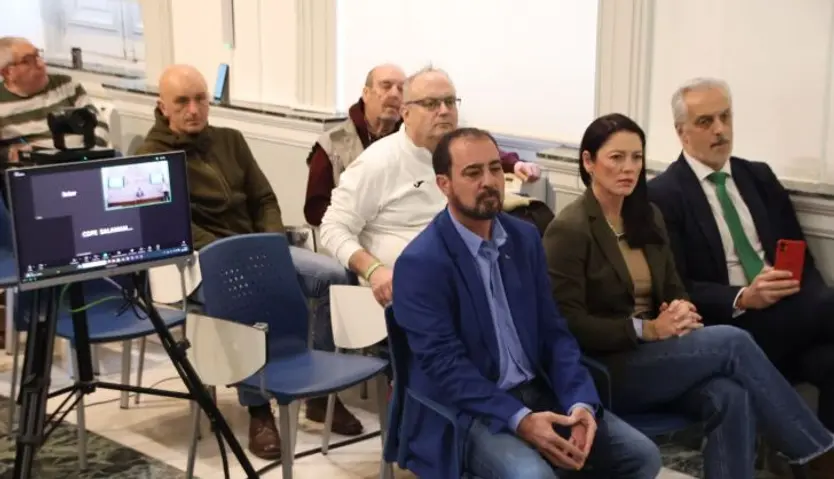 Celestino del Teso, informa de asuntos relacionados con el Grupo VOX en la Diputación Provincial