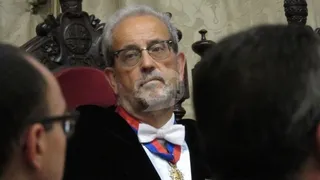 El principal objetivo es incrementar el número y la calidad de los proyectos de investigación