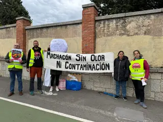 Los vecinos de Machacón y San Pedro de Rozados protestan por las plantas de biogás en Salamanca