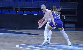 Silvia Domínguez, ante Tenerife | FOTO CB AVENIDA