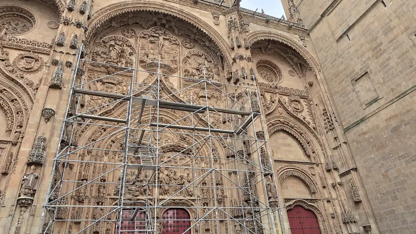 GALERÍA | Obras en la Catedral Nueva de Salamanca