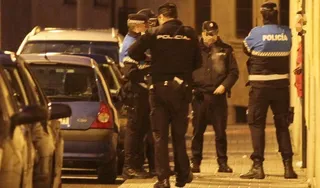 Prisión para el hijo de la mujer apuñalada en la calle San Ambrosio por su presunta relación en el crimen
