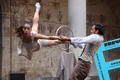 Circo contemporáneo a cargo de Duo Kaos, Time to Loop